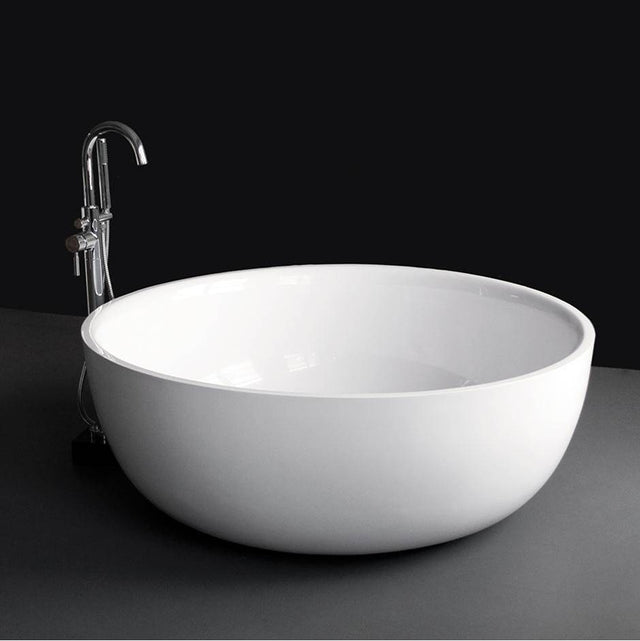 Lacava - Free-standing soaking bathtub made of white solid surface with a decorative solid surface drain - Gloss White