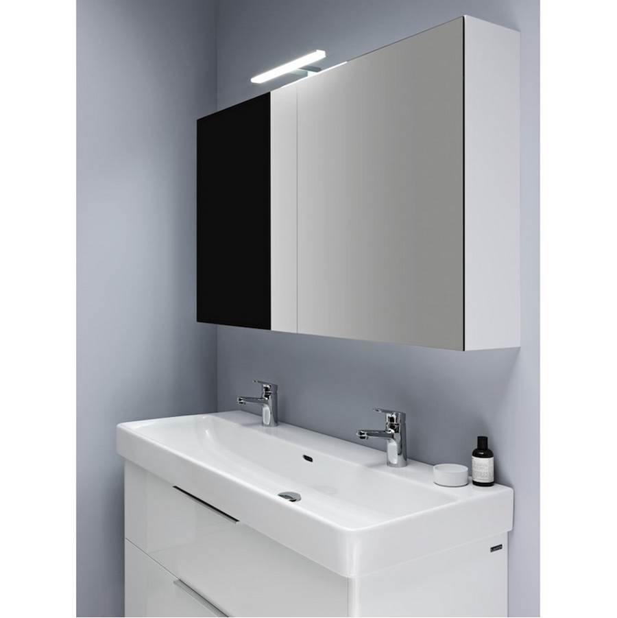 Washbasin, also usable as double washbasin, wall mounted