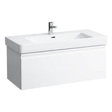 Washbasin, wall mounted