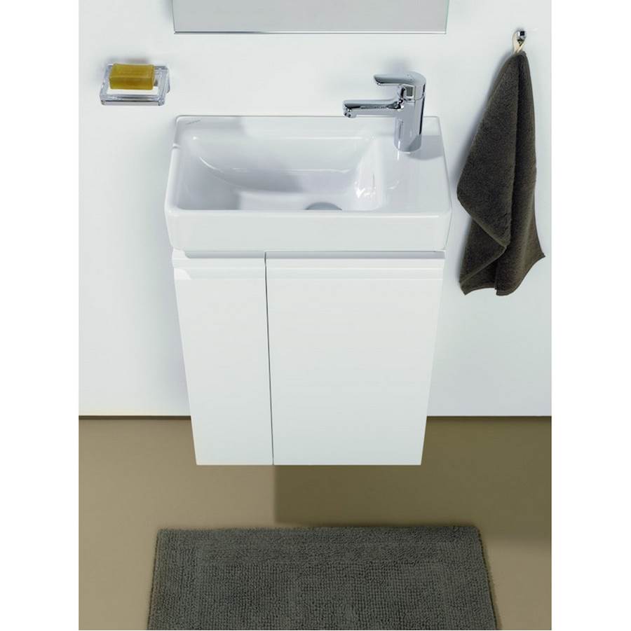 Small washbasin, tap bank right, wall mounted
