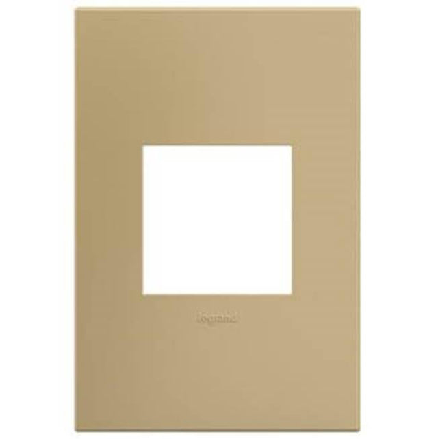 Legrand - Golden Sands, 1-Gang Wall Plate - Golden Sands