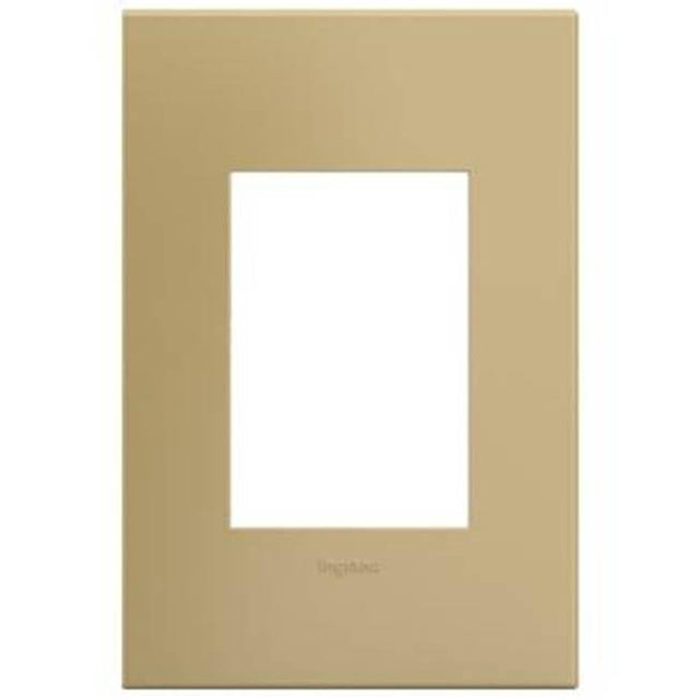 Legrand - Golden Sands, 1-Gang plus Wall Plate - Golden Sands