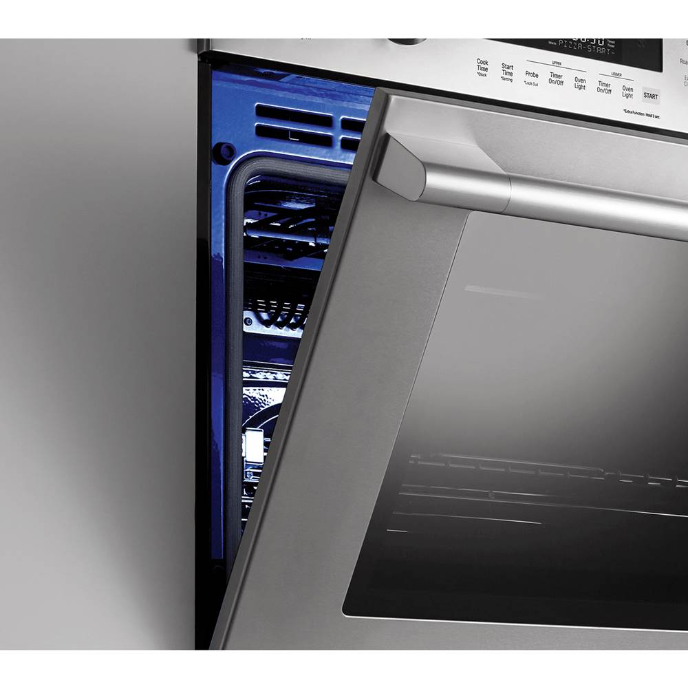 Single Wall Oven, 30'', 4.7 cu-ft Metal Knobs, 4 Convection Options, GlideShut Door, Wi-Fi Function, Smart Rack