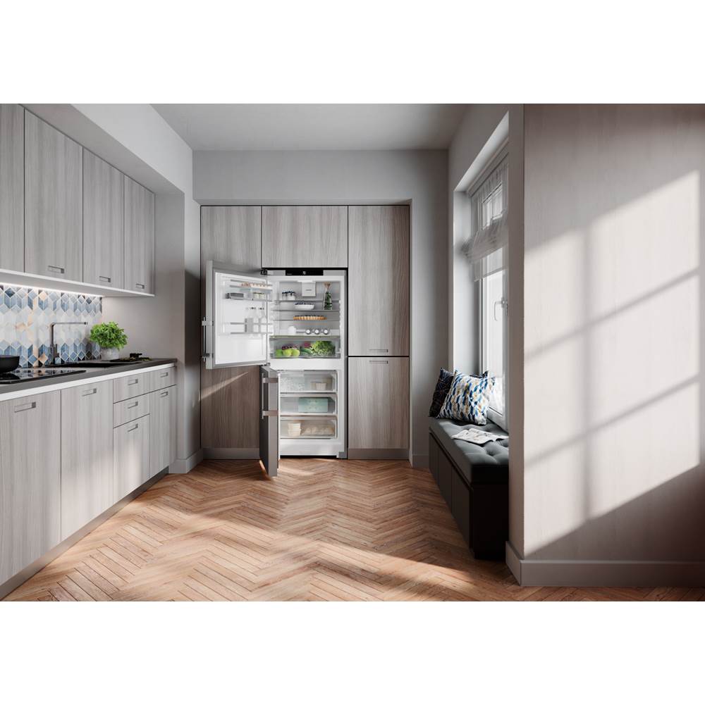 30'' Freestanding Bottom Freezer w/Icemaker LH (similar to CS 1401R-IM)