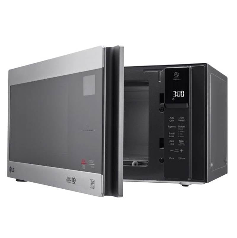 0.9 cu. ft. NeoChef Countertop Microwave with Smart Inverter and EasyClean