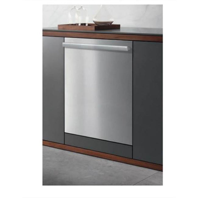 Miele - GFVi 459/77-1 - SlimLine Door Panel 4'' Toekick Straight Handle CTS - Clean Touch Steel