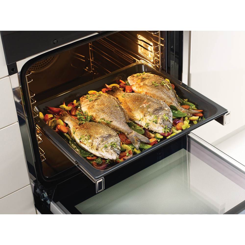 HUBB 71 - Universal tray w/PC Finish for Combi-Steam