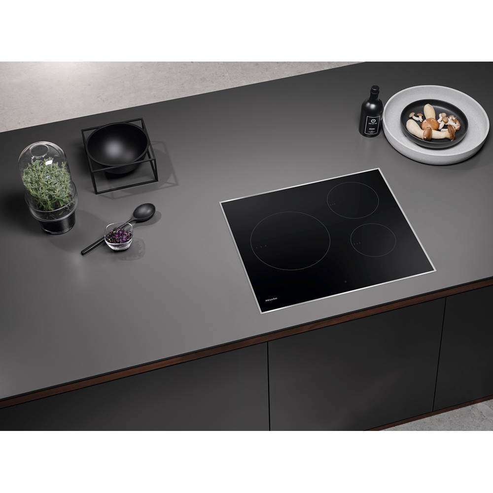 KM 7720 FR - Induction Cooktop (Black)