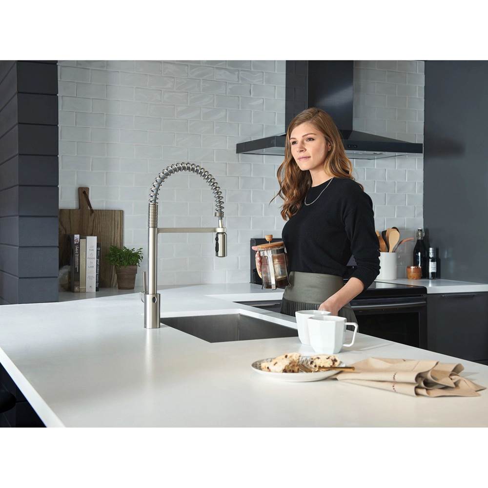 Moen 5923EWC Align Motionsense Wave Sensor Touchless One Handle Pre-Rinse Spring Kitchen Faucet, Brushed Gold