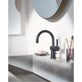 Cia Single Handle Bathroom Sink Faucet in Chrome