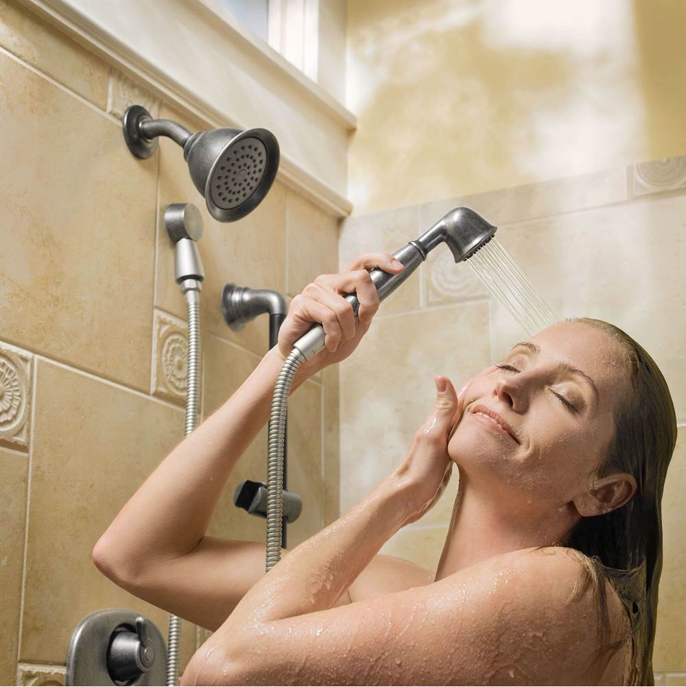 Moenflo XL Single Function 4.38-Inch Diameter Showerhead, Chrome