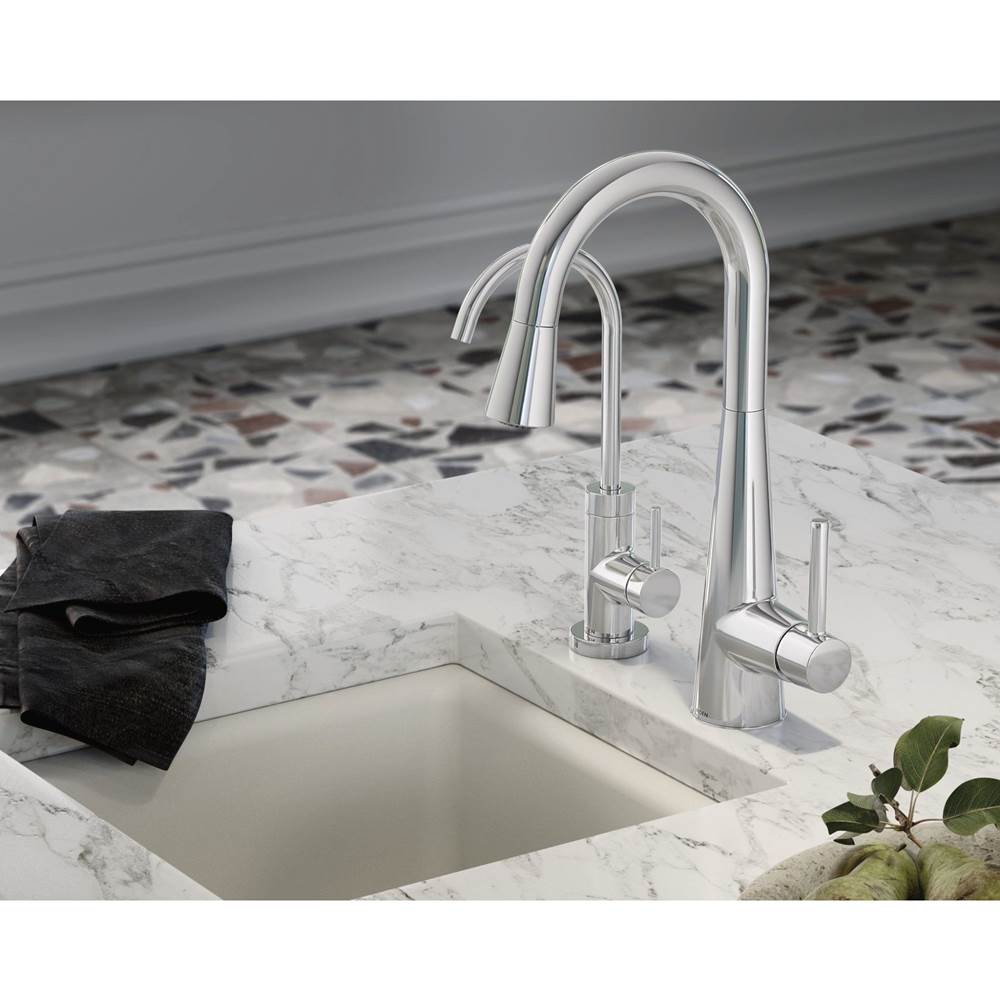 Sleek Single-Handle Pull-Down Sprayer Bar Faucet Featuring Reflex and Power Clean in Chrome