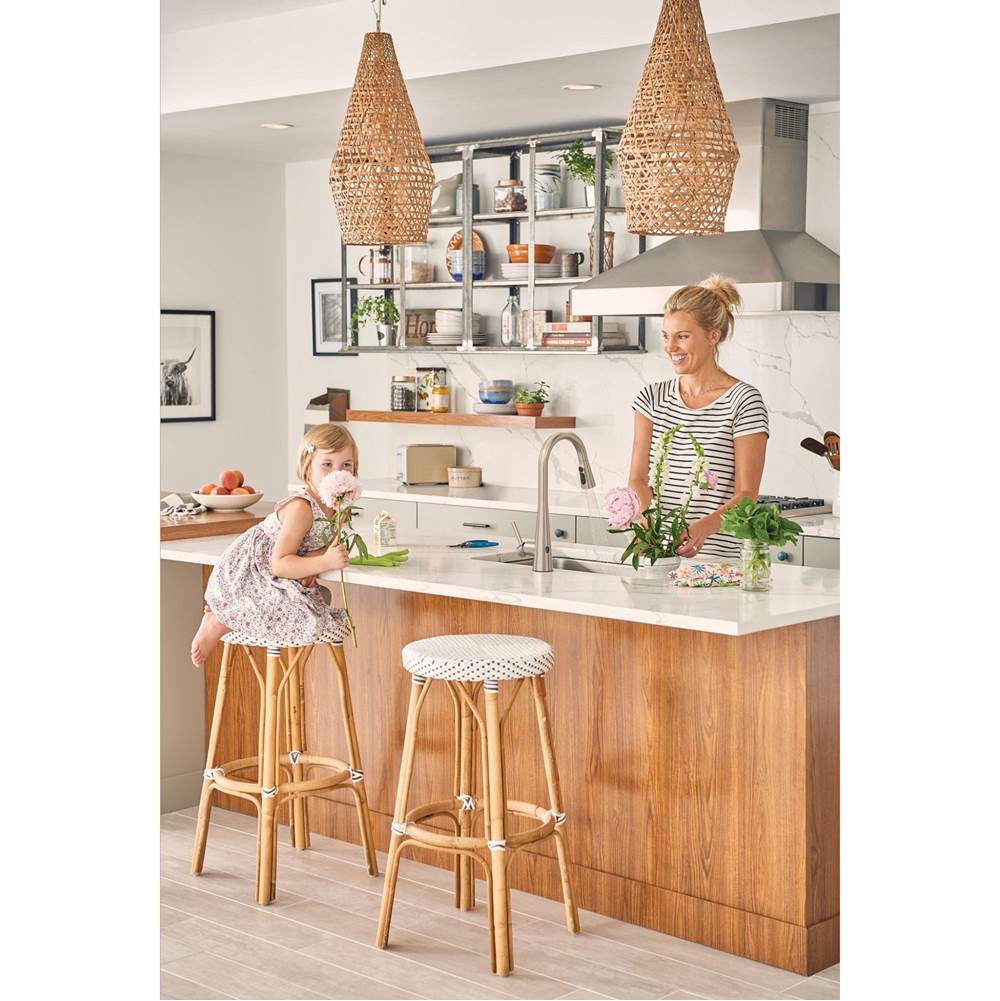 Sleek Motionsense Wave Sensor Touchless One-Handle High Arc Pulldown Modern Kitchen Faucet Featuring Power Clean, Brushed Gold