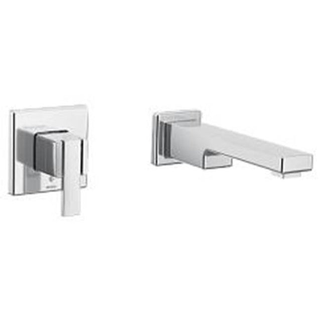 Moen - Chrome one-handle tub filler - Chrome