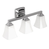 Moen - Chrome Three Globe Bath Light - Chrome