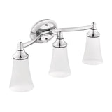 Moen - Chrome Three Globe Bath Light - Chrome
