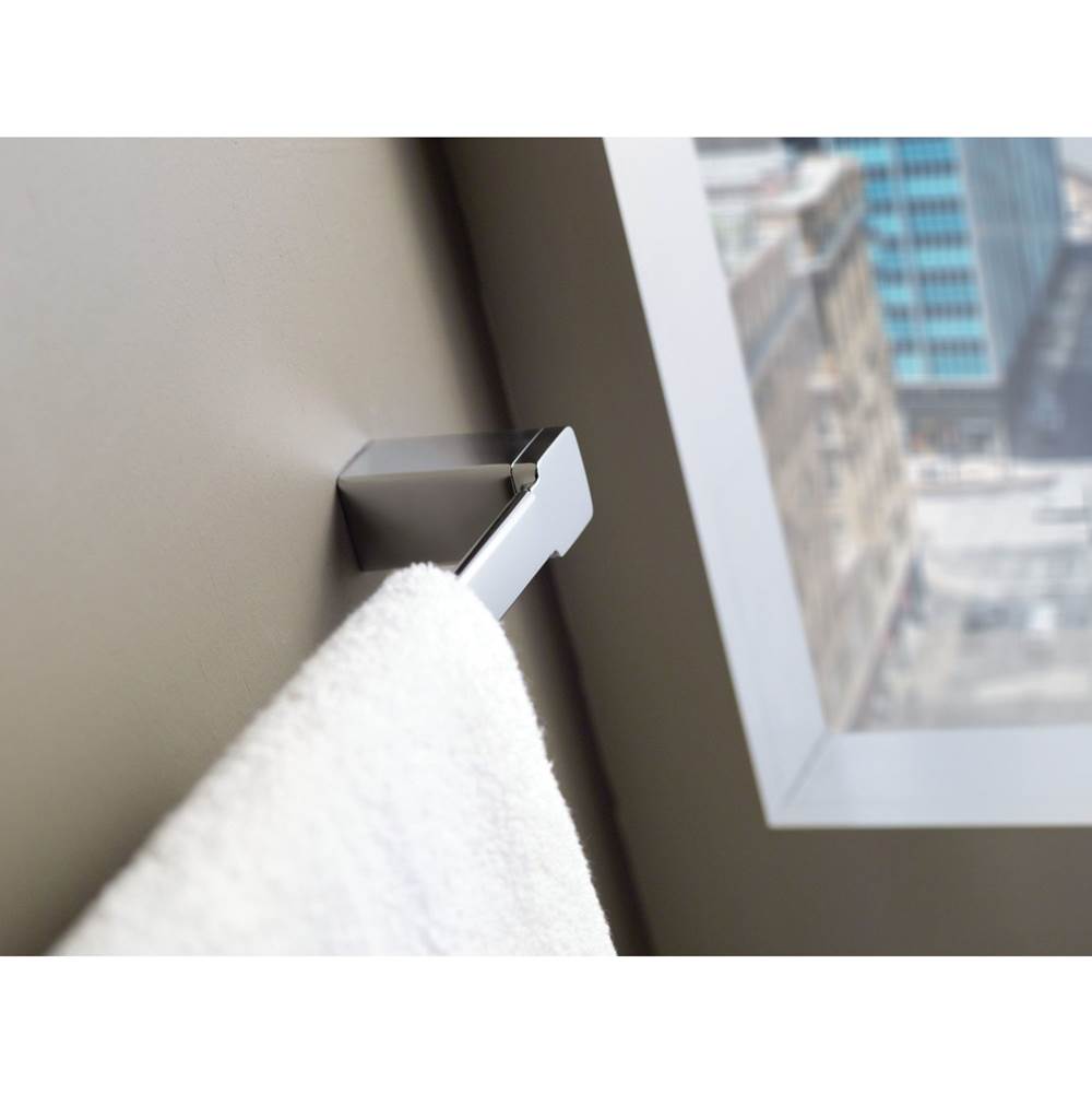 Brushed Nickel 24'' Towel Bar