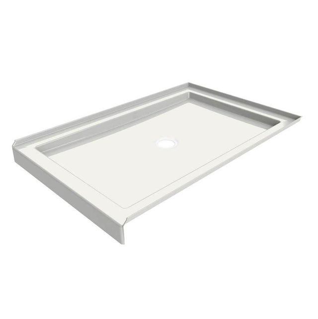 Maax - B3Round 4832 Acrylic Alcove Deep Shower Base in White with Center Drain - White