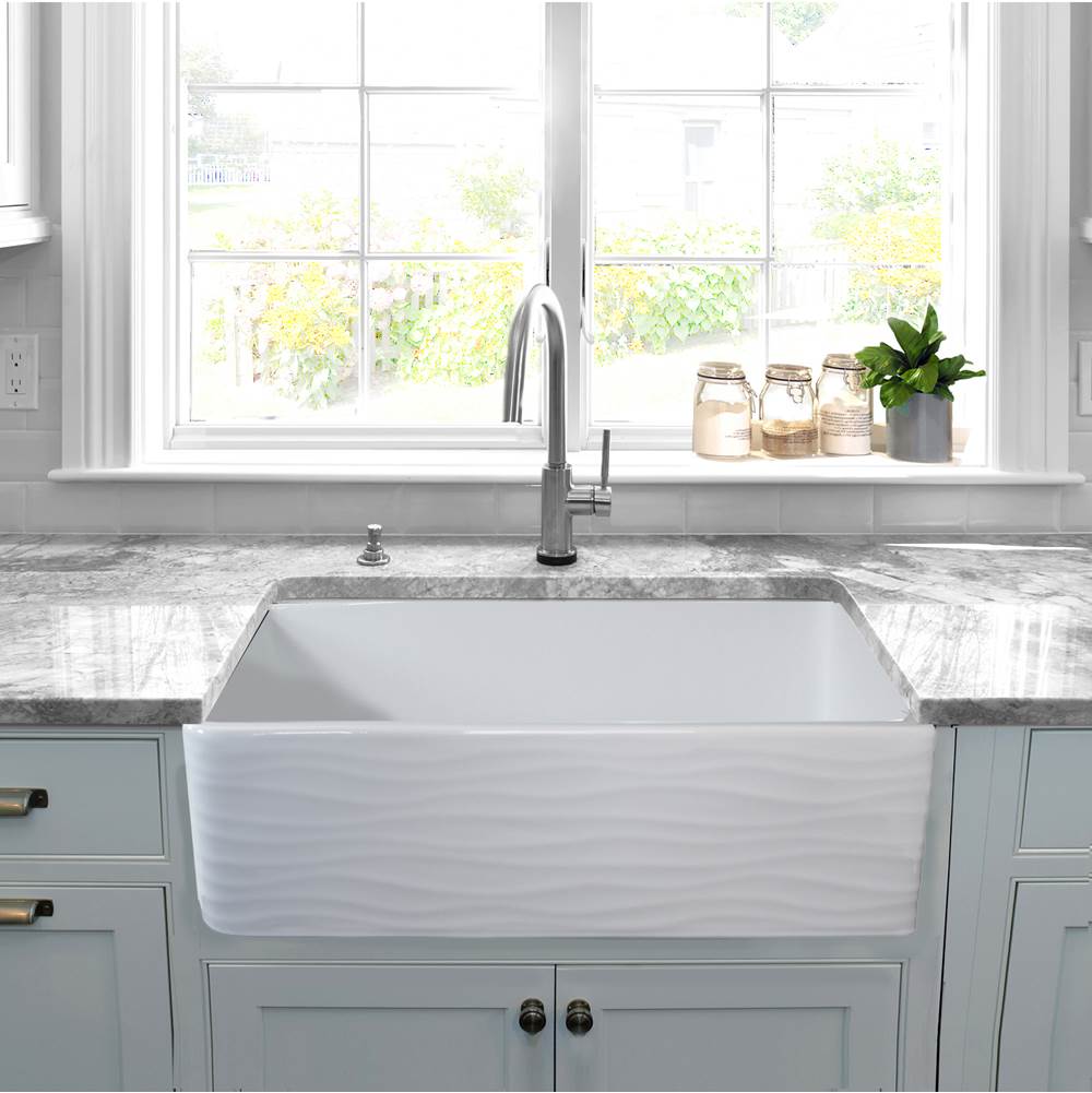 33 Inch Matte Black Farmhouse Fireclay Sink with Waves Apron
