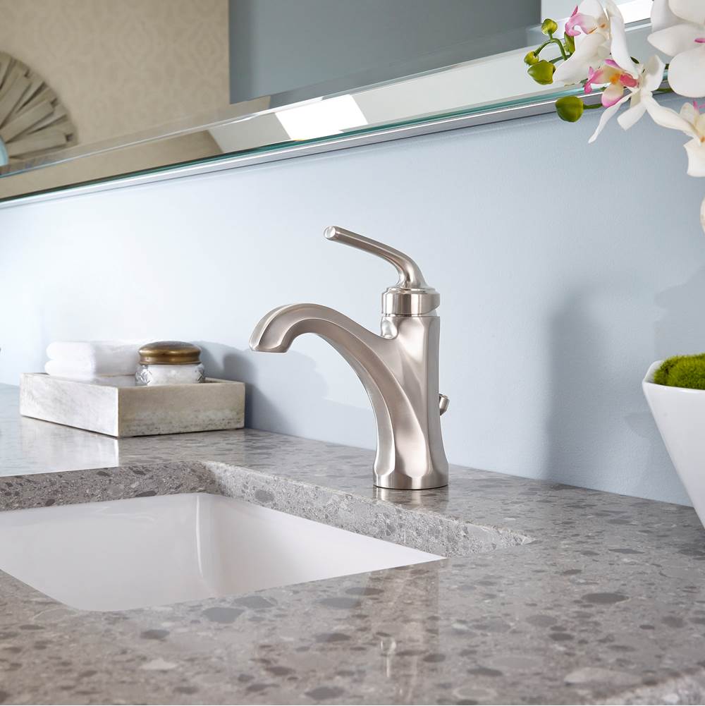 Arterra Single Control 4'' Centerset Bathroom Faucet in Polished Chrome