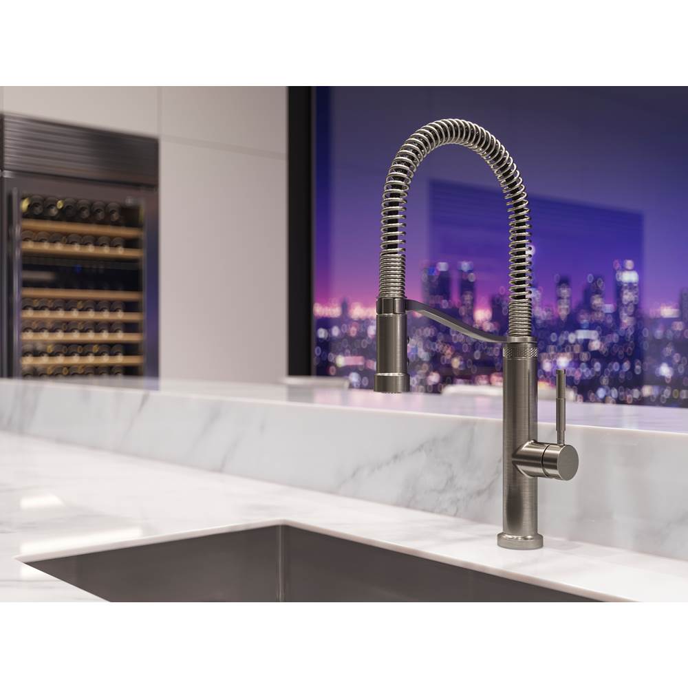 Bruton Culinary 1-Handle Pull-Down Kitchen Faucet in Matte Black
