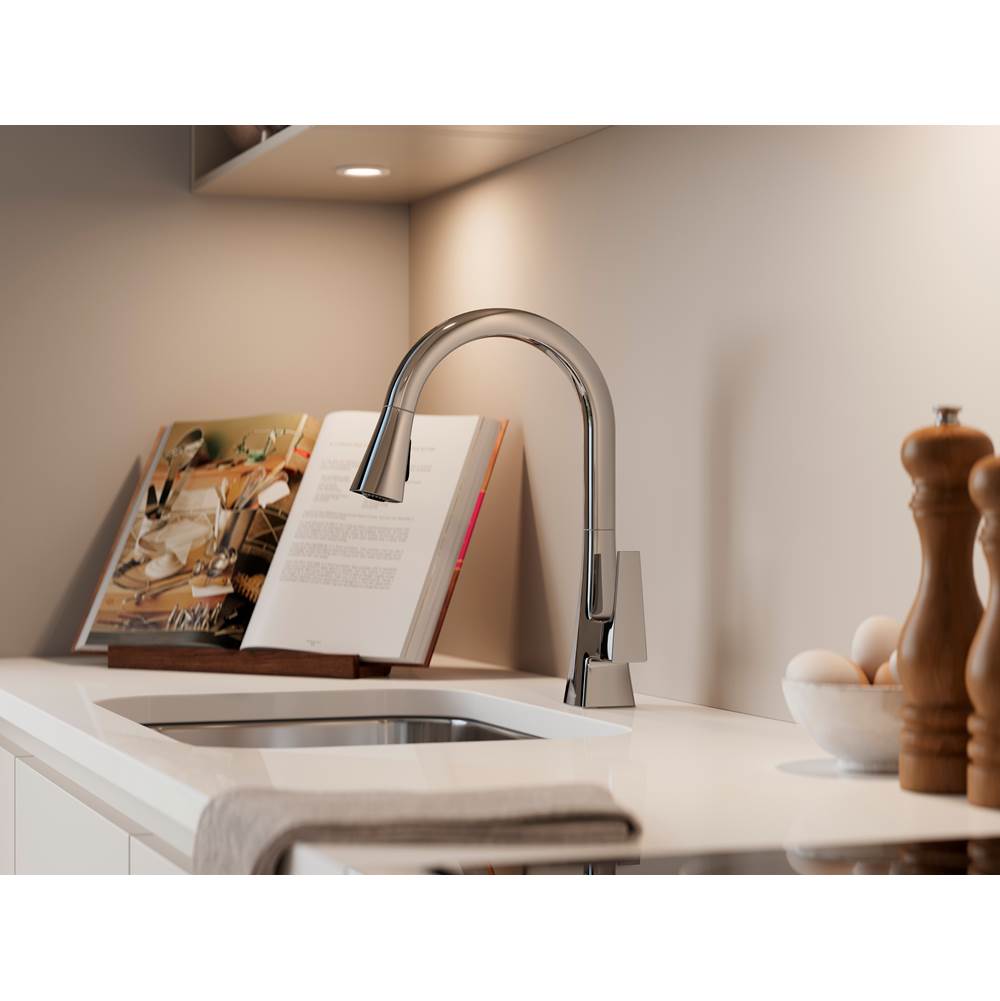 Pfirst Modern 1-Handle Pull-Down Kitchen Faucet in Matte Black