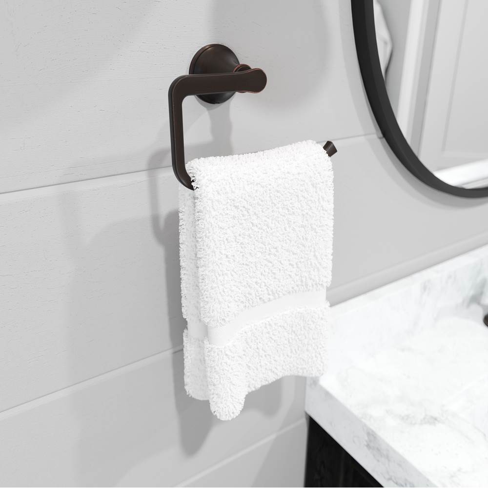 Woodbury Towel Ring in Polished Chrome