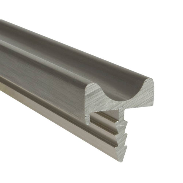 Richelieu America - Contemporary Finger Grip Pull Handle for 5/8'' Panel - 3290 - Satin Aluminum