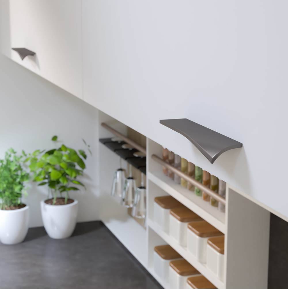 Contemporary Metal Pull - 5182
