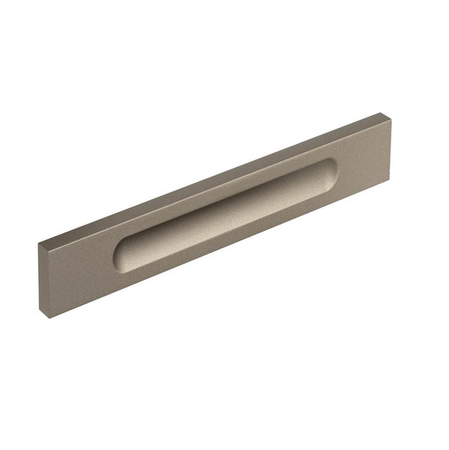 Richelieu America - Contemporary Metal Pull - 7824 - Rio Bronze