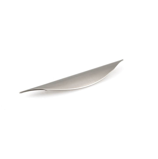Richelieu America - Contemporary Metal Pull - 808 - Brushed Nickel