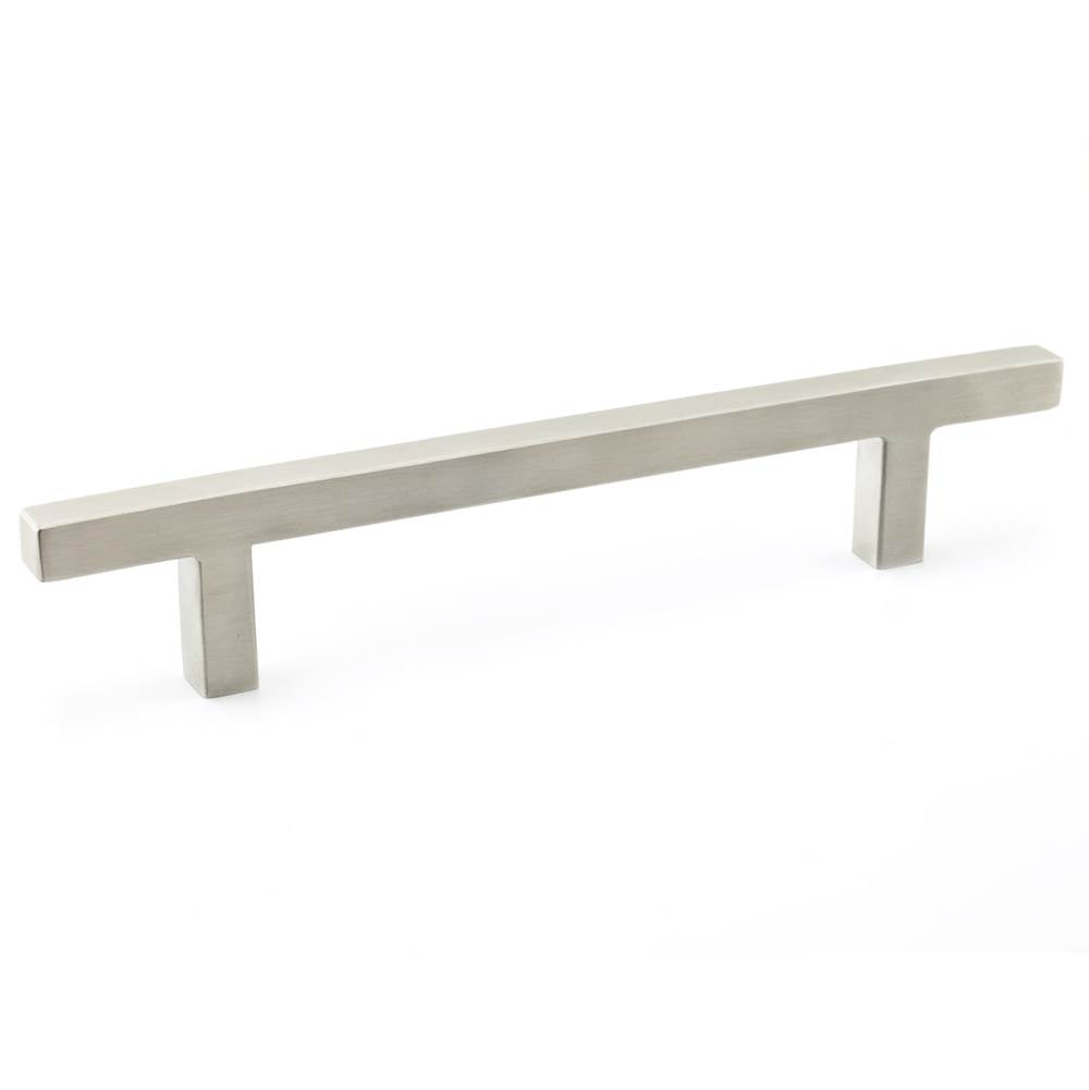Richelieu America - Contemporary Stainless Steel Pull - 321 - Stainless Steel