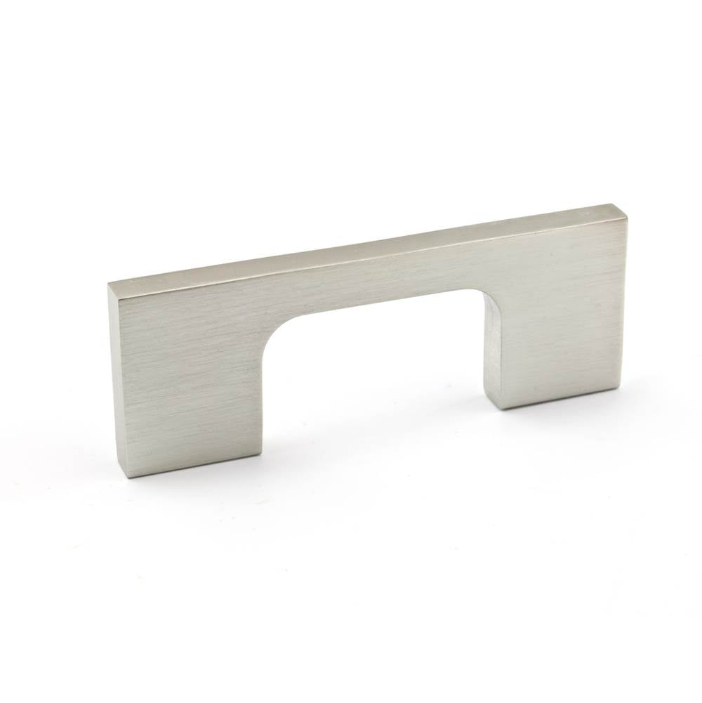 Richelieu America - Contemporary Aluminum Pull - 720 - Brushed Nickel