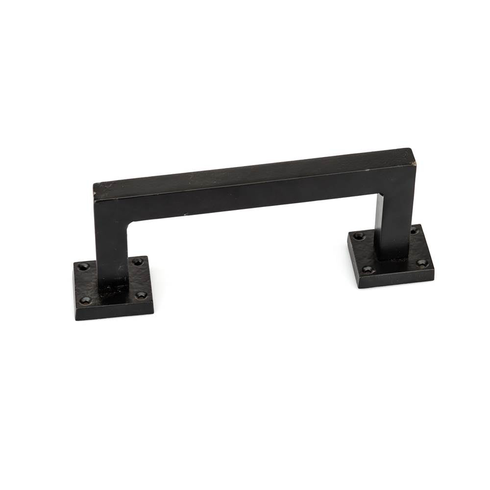 Richelieu America - Traditional Forged Iron Pull - 9469 - Matte Black