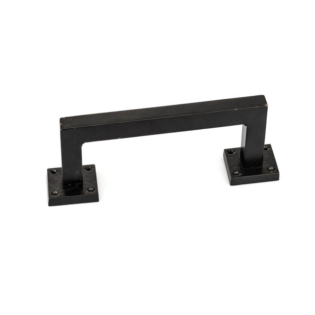 Richelieu America - Traditional Forged Iron Pull - 9469 - Matte Black