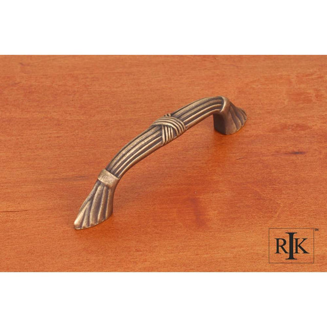 RK International - 3 1/2'' c/c Ornate Bow Pull with Lines and Crosses - Antique English