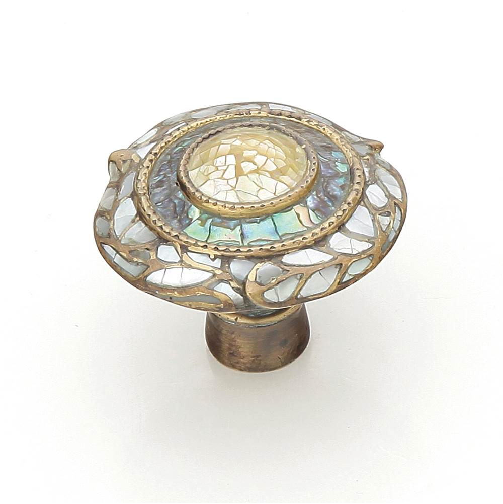 Schaub And Company - Knob, Imperial Shell, White & Yellow Mother of Pearl, Aged Dover, 1-1/2'' dia - Aged Dover