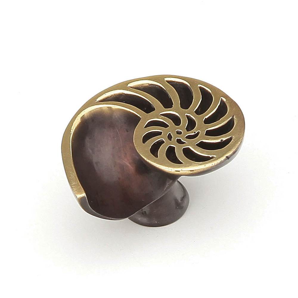 Schaub And Company - Nature,Sea Shell Knob,Right Hand,Dark Bronze, 1-1/2'' Dia, - Polished Brass