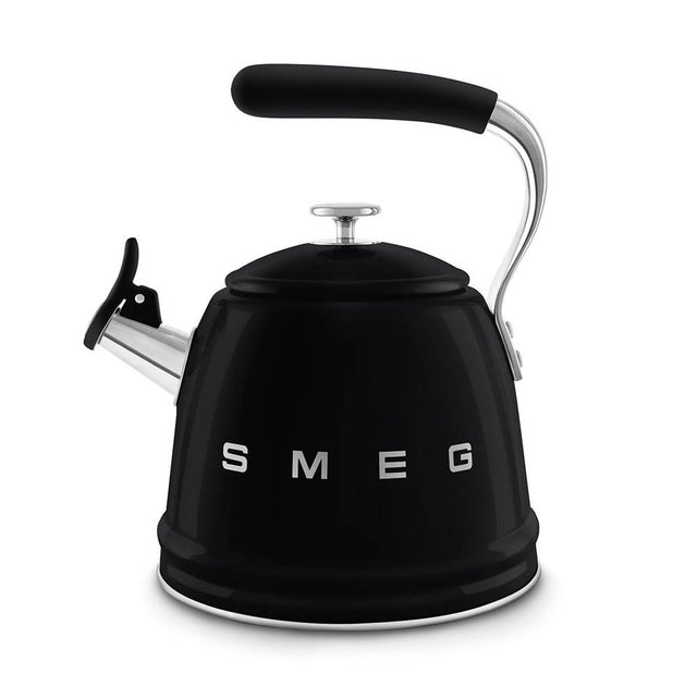 Smeg USA - 50's Retro Style Aesthetic Whistling Kettle In Black - Black
