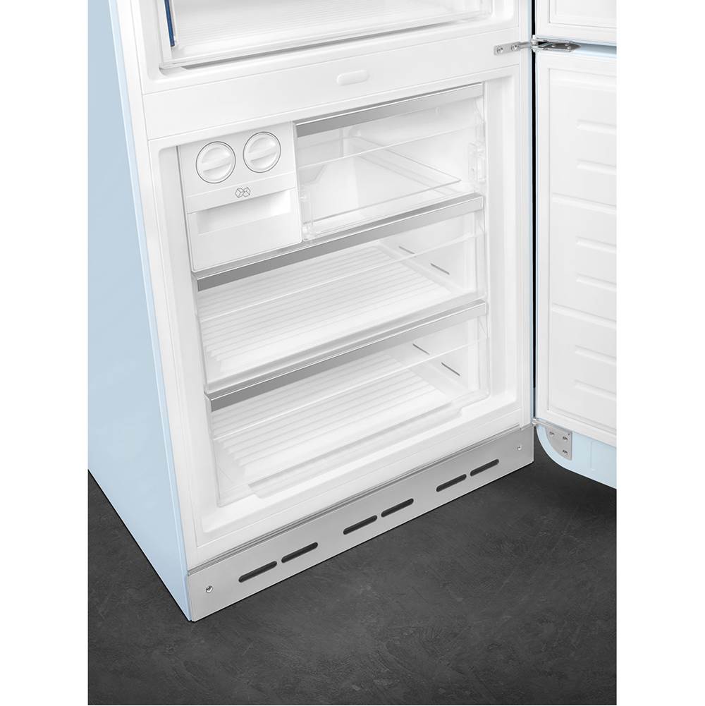 FAB38 Retro 70cm Refrig w/ Bottom Freezer. 18 cu ft. Black. Right Hinge