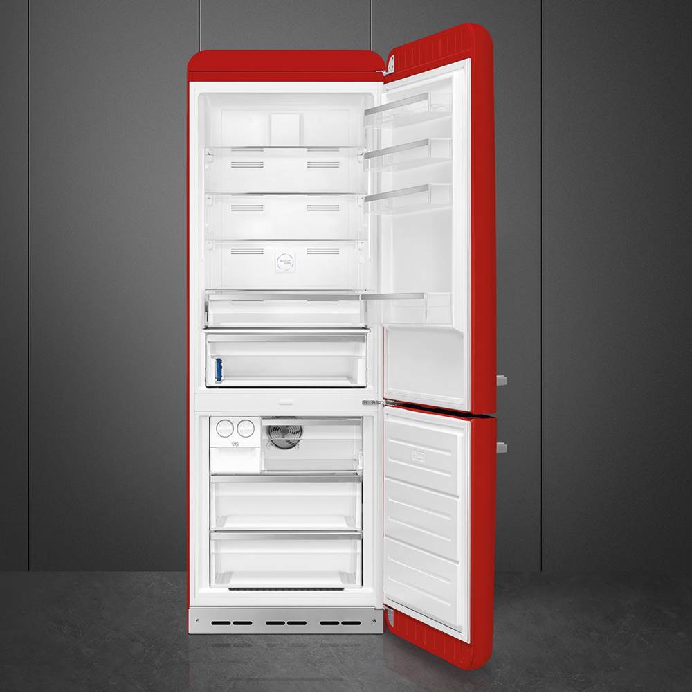 FAB38 Retro 70cm Refrig w/ Bottom Freezer. 18 cu ft. Black. Right Hinge
