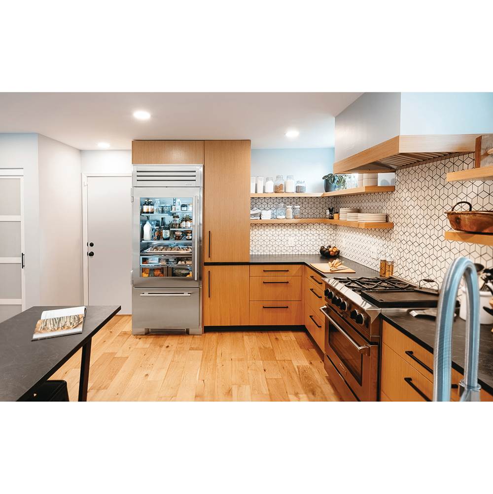 36'' Refrigerator/Bottom Freezer - Stainless Steel - Stainless Solid Door - Hinged Left (L)