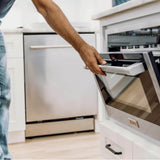 24'' Microwave Oven in Stainless Steel
