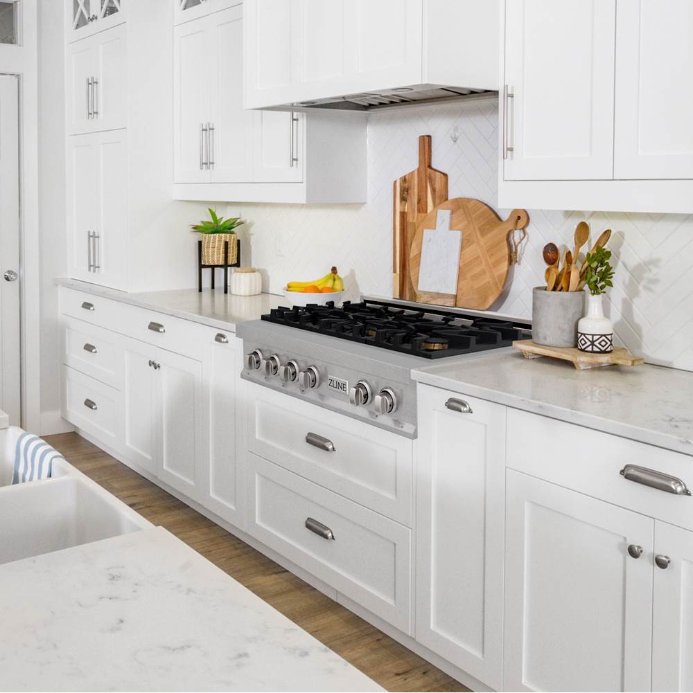 36'' Porcelain Gas Stovetop in DuraSnow Stainless Steel with 6 Gas Brass Burners