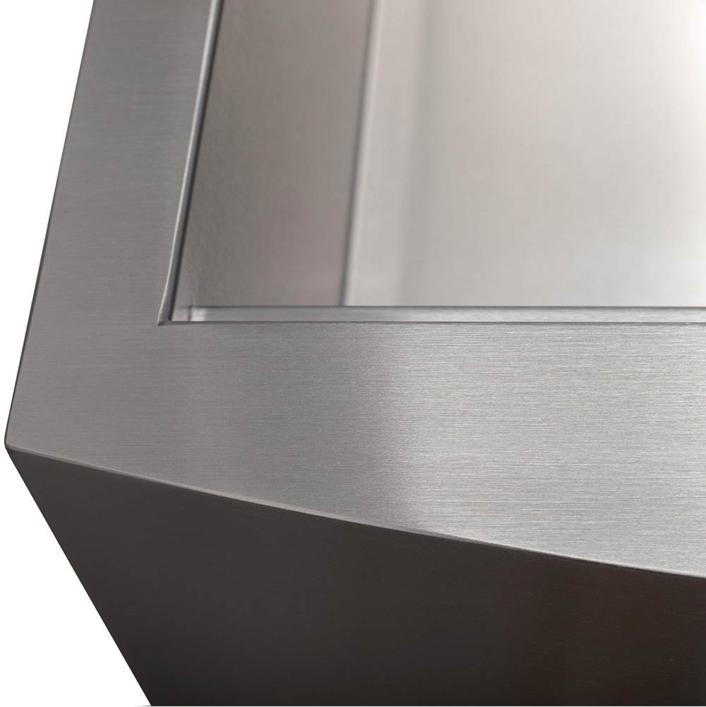 Moritz Farmhouse 33'' Undermount Single Bowl Sink in Stainless Steel with Accessories