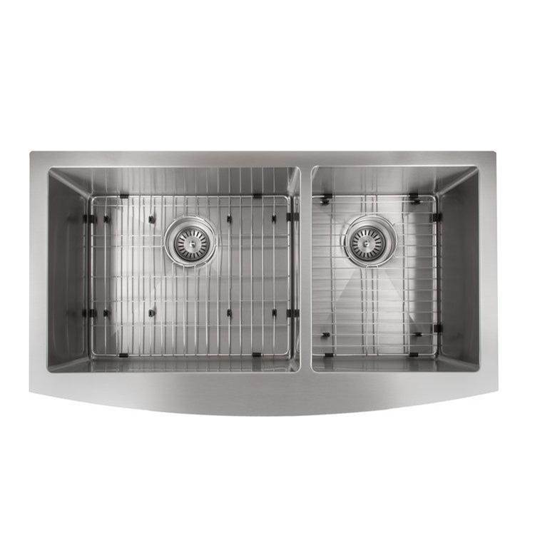 Courchevel Farmhouse 36'' Undermount Double Bowl Sink in Stainless Steel