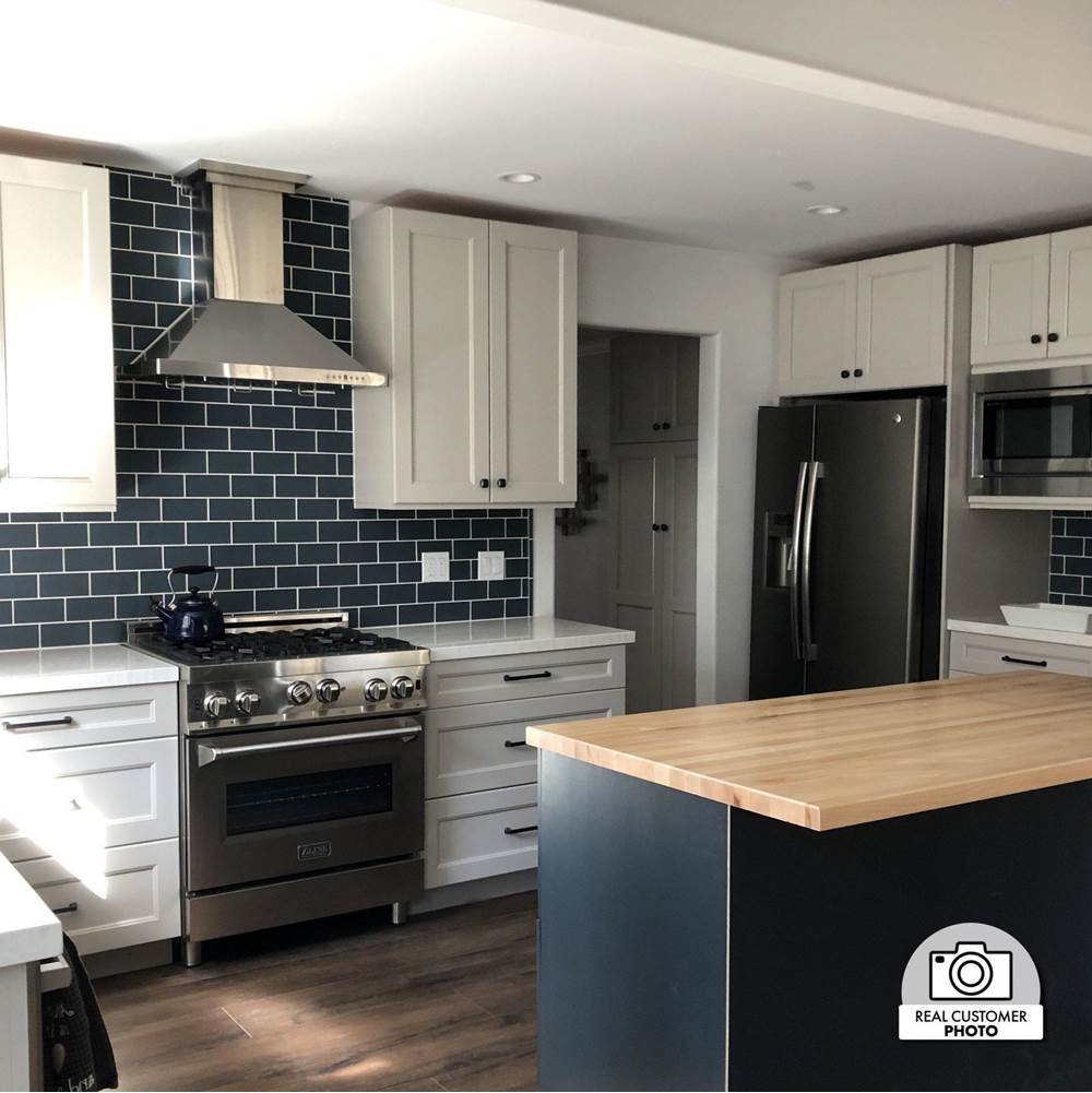 48'' Wall Mount Range Hood in Stainless Steel with Crown Molding
