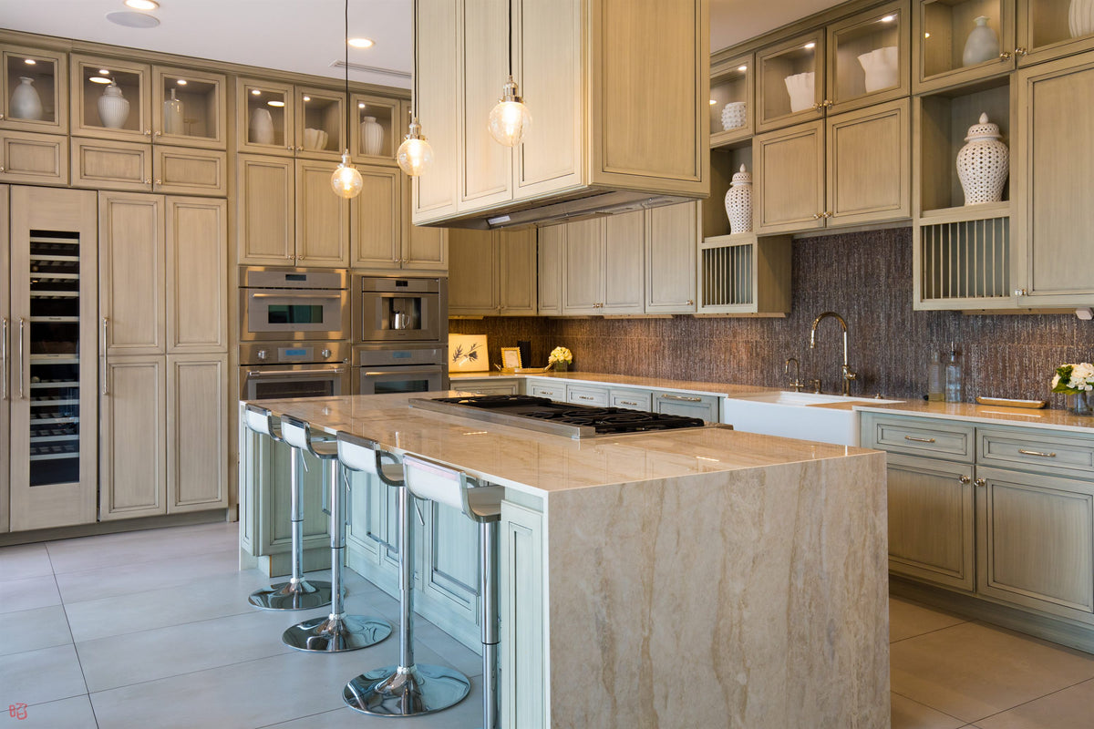 Live Thermador kitchen display on the Galleria floor