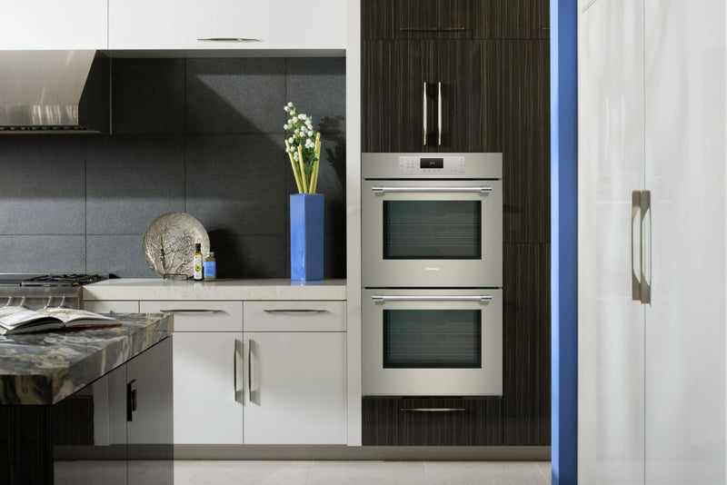 Thermador Double Ovens in Kitchen
